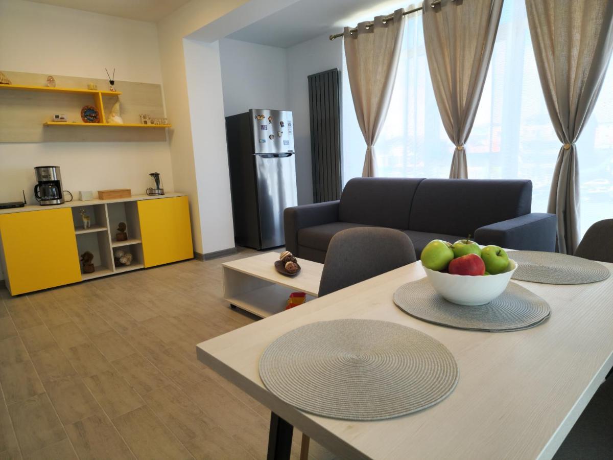 Cristalex Aparthotel & Spa Mamaia Nord Navodari Dış mekan fotoğraf
