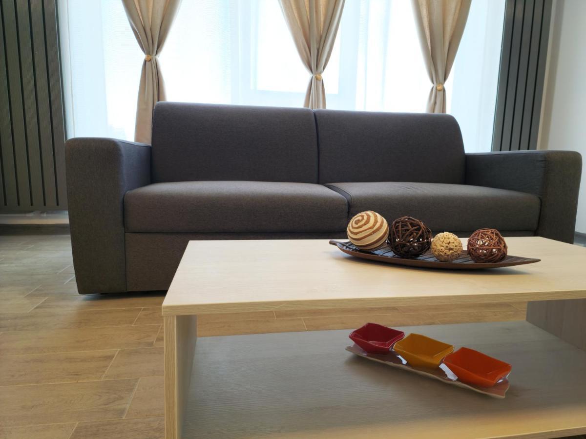 Cristalex Aparthotel & Spa Mamaia Nord Navodari Dış mekan fotoğraf