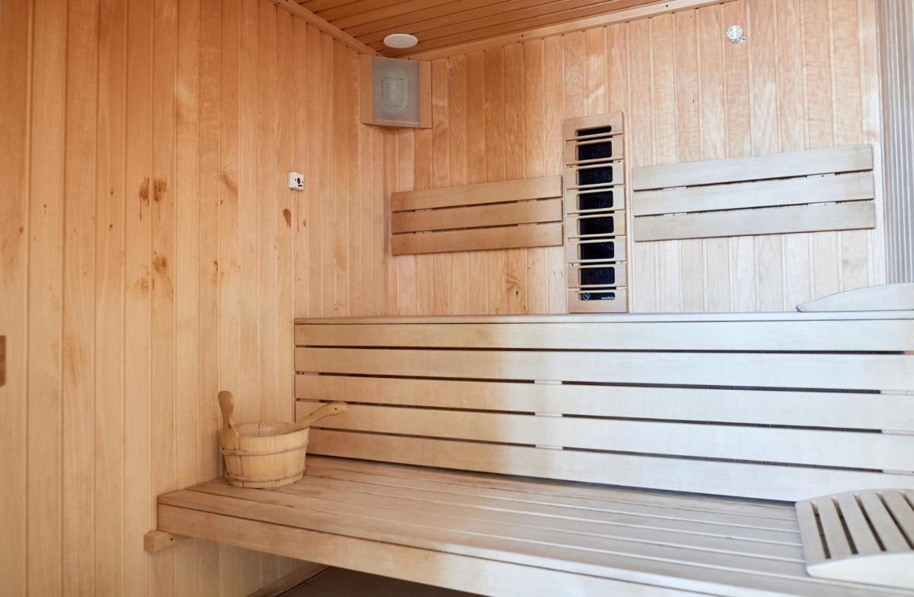 Cristalex Aparthotel & Spa Mamaia Nord Navodari Dış mekan fotoğraf