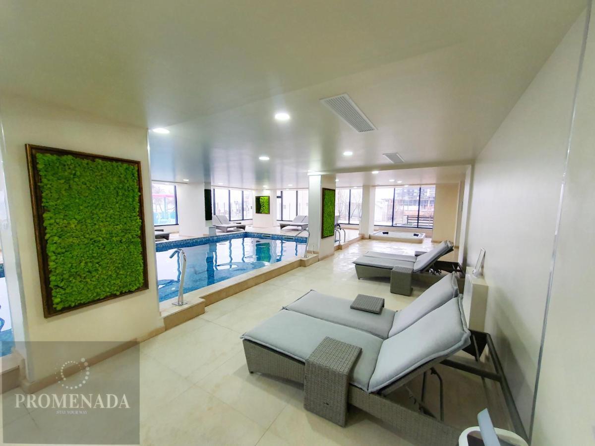 Cristalex Aparthotel & Spa Mamaia Nord Navodari Dış mekan fotoğraf